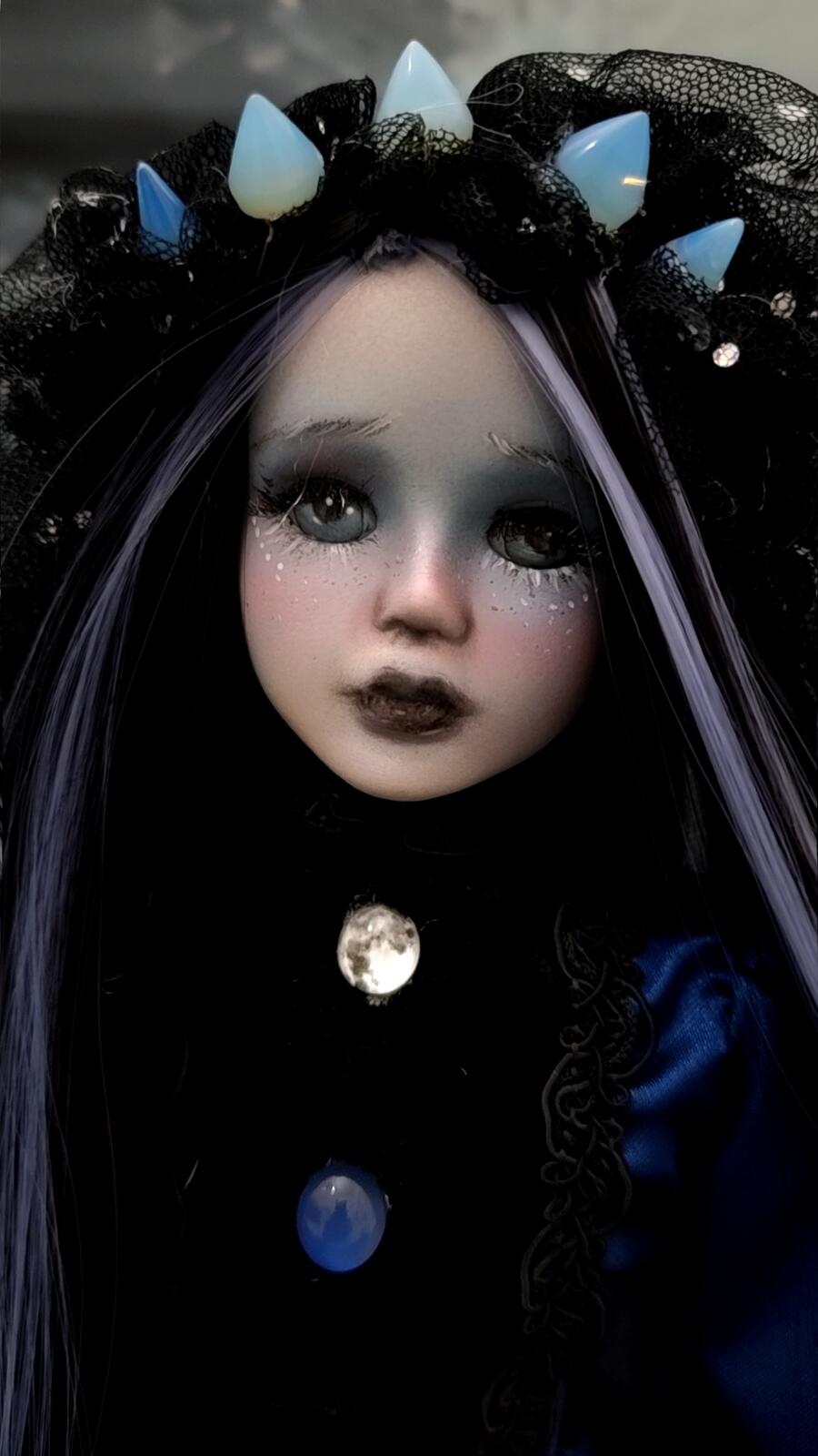 Siria Bambola Dark Goth in porcellana