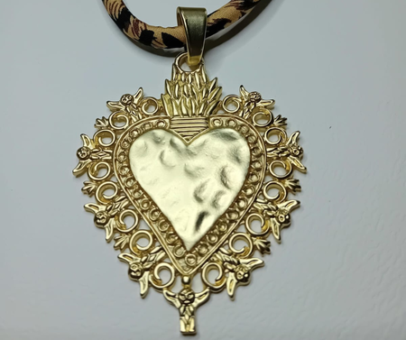 Collana "Cuore Sacro" con Cordone Leopardato