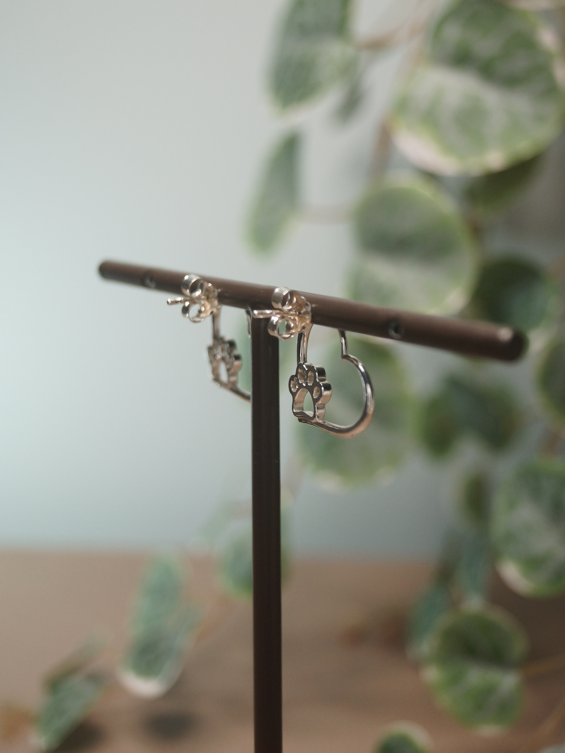 Huellita EN Corazón, Aretes