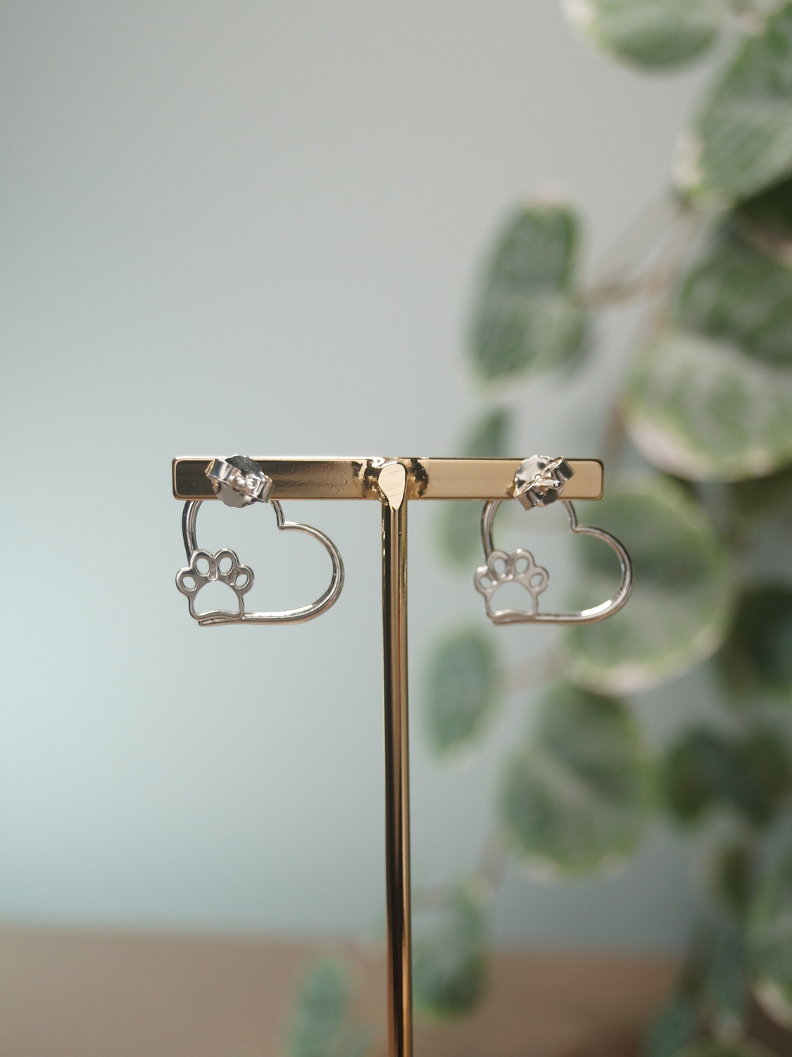 Huellita EN Corazón, Aretes