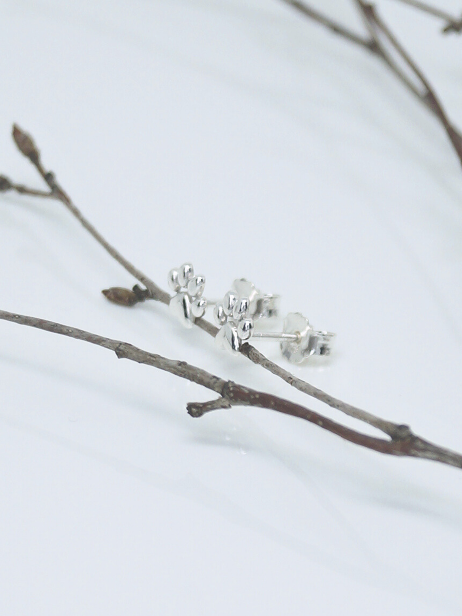Soffice Paw Mini Earrings