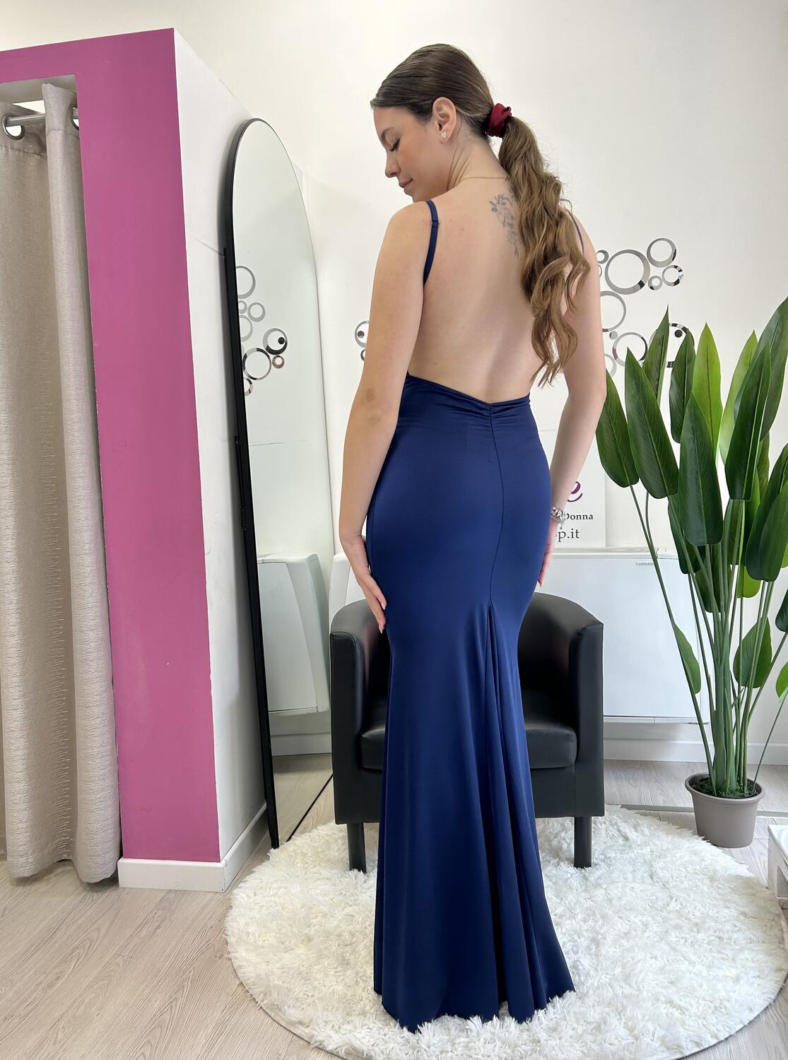NOVITÀ Abito lungo a sirena schiena nuda
