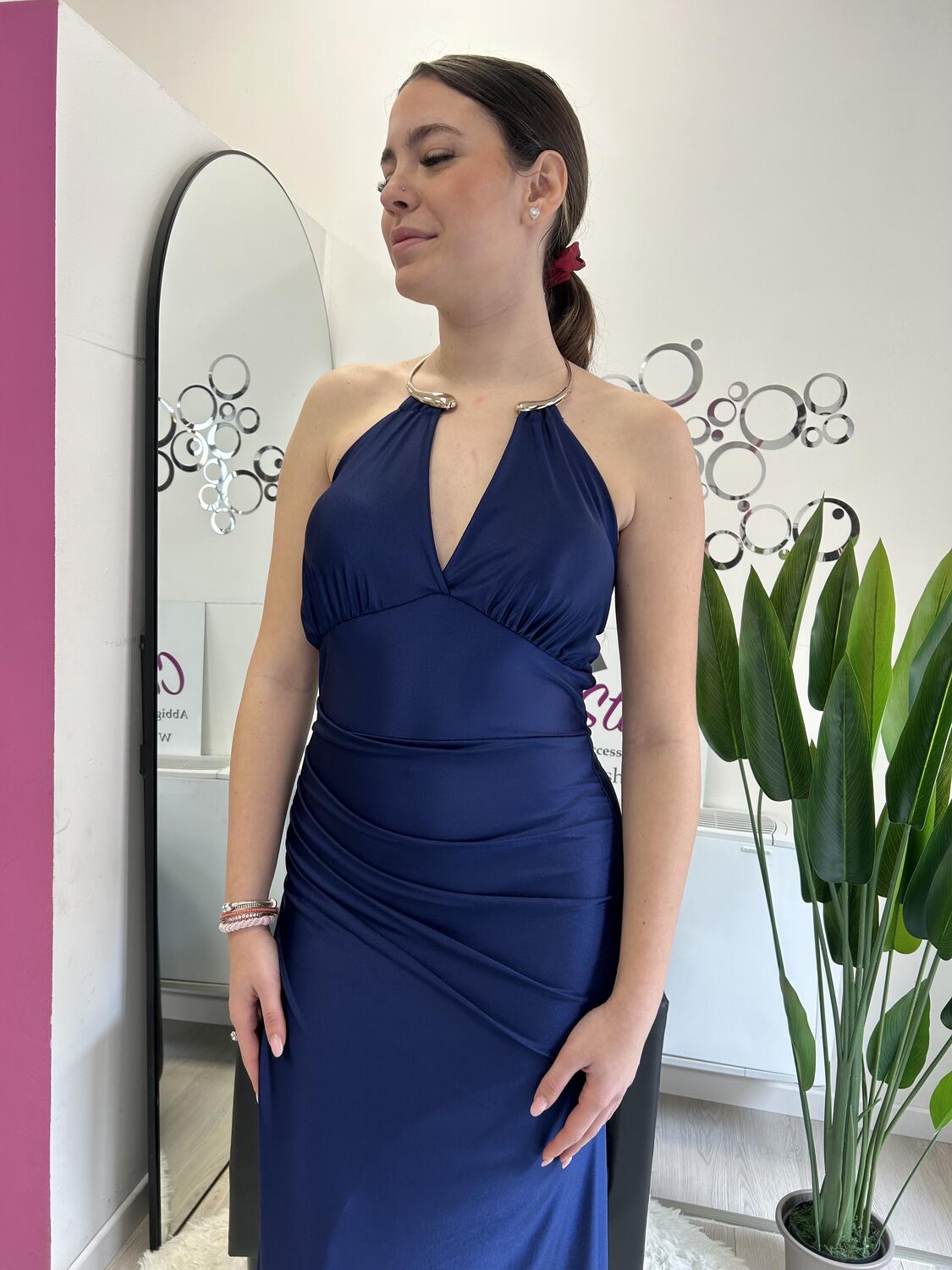 NOVITÀ Abito lungo con collana