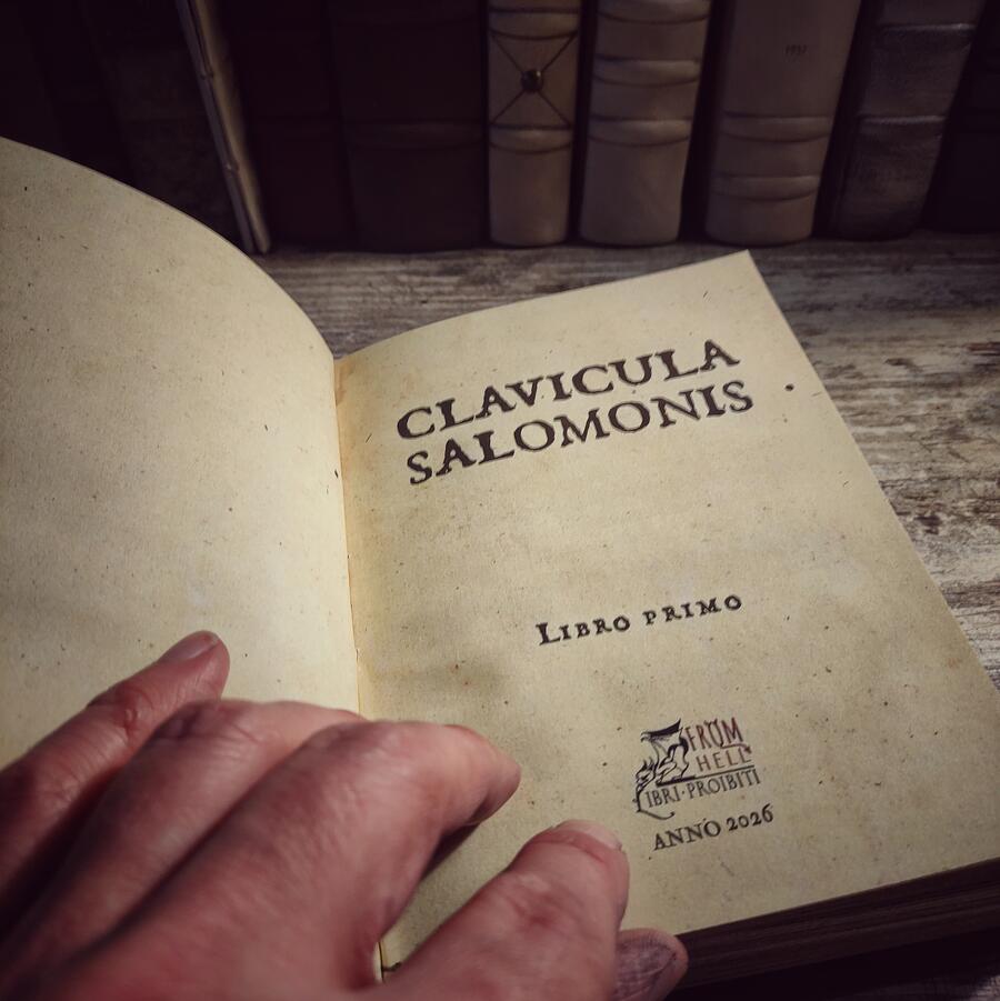 CLAVICULA SALOMONIS - Manoscritto in 3 Libri Clavicula Solomonis and Heptameron