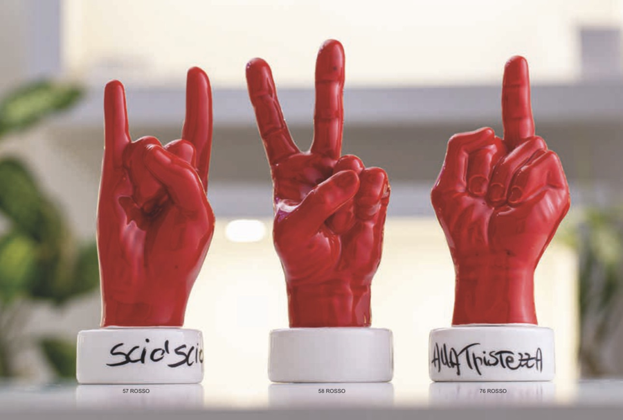 Sharon Italia - Mano Rossa "Alla Tristezza" in Porcellana con Base Bianca - Ø8xH22 cm