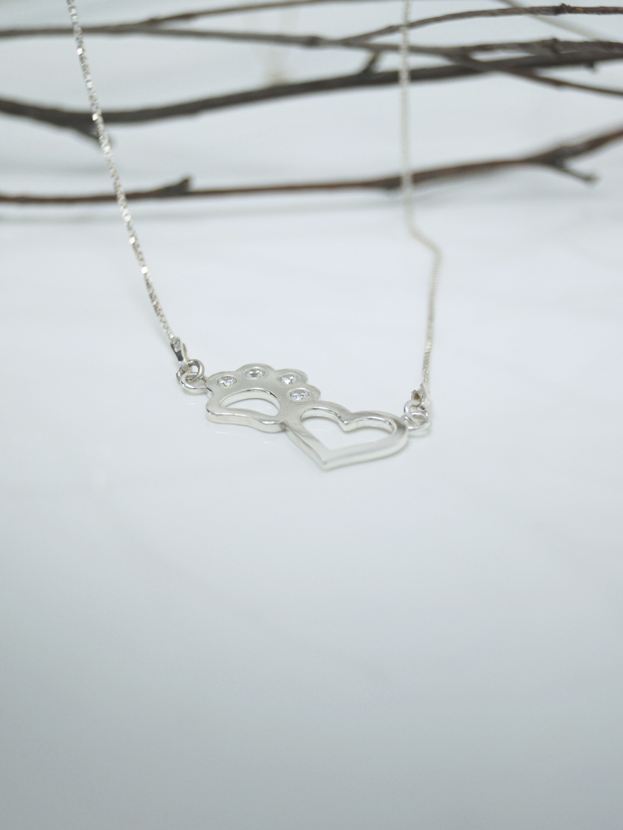 Zampa & Cuore, Collana