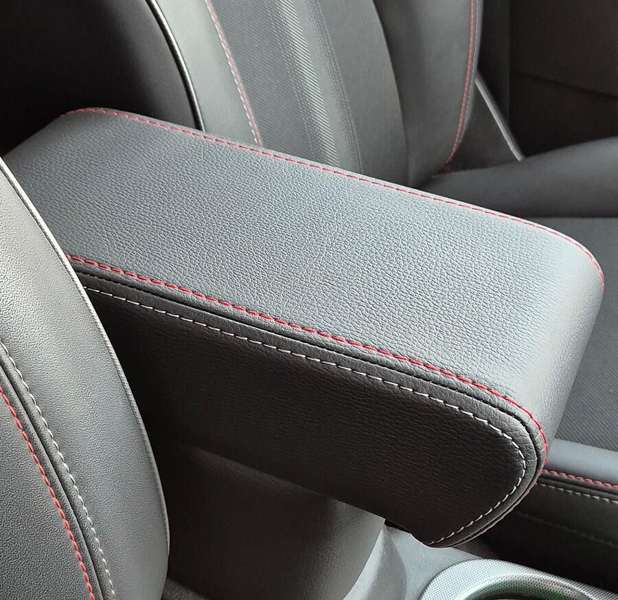 Armrest PREMIUM with storage for Fiat 500X