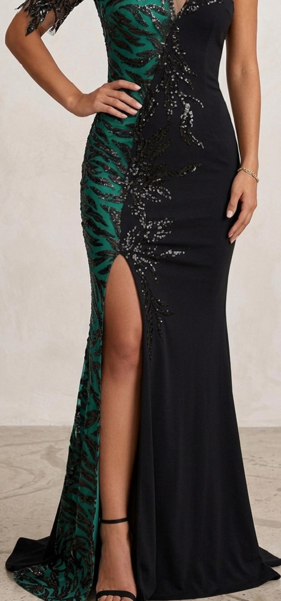 0944V Abito lungo moitié con spacco in crepe elastica con parte a contrasto in tulle foderato ricamato con paillettes