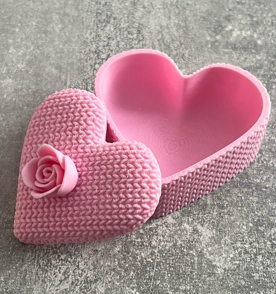  Bomboniera Cuore all’Uncinetto – Set Completo con Scatola e Nastro