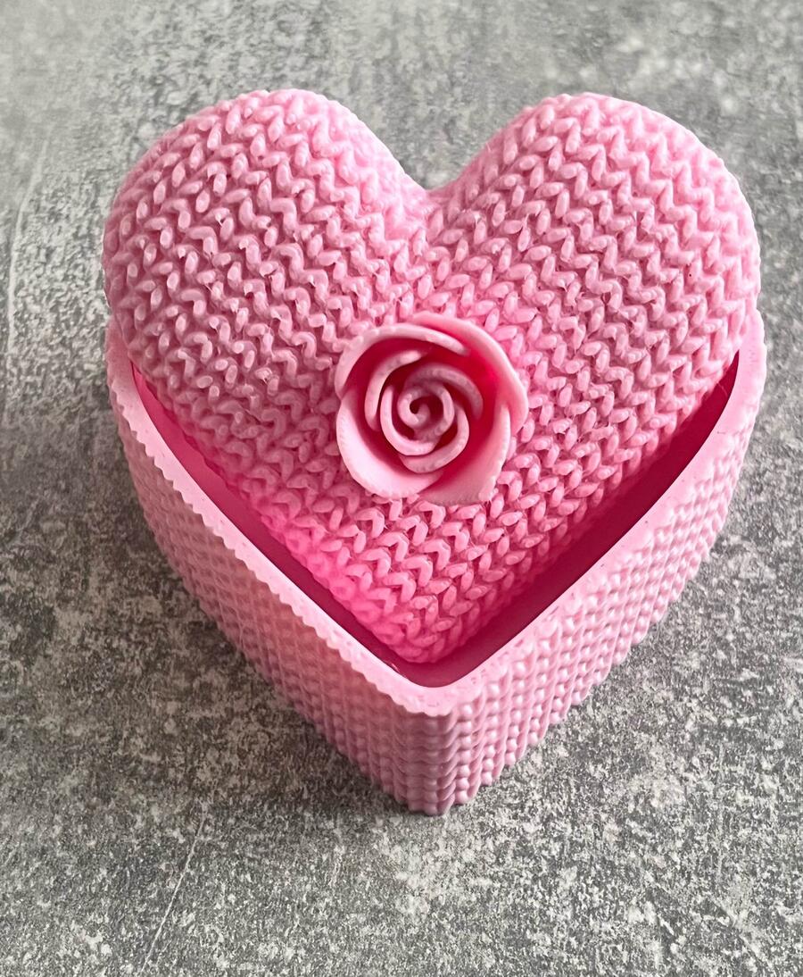  Bomboniera Cuore all’Uncinetto – Set Completo con Scatola e Nastro