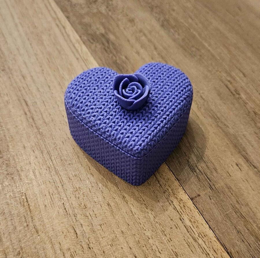  Bomboniera Cuore all’Uncinetto – Set Completo con Scatola e Nastro