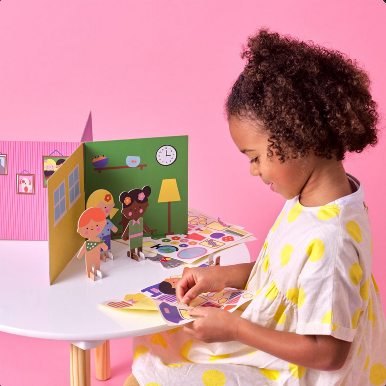 Fare, attaccare e giocare - A casa mia