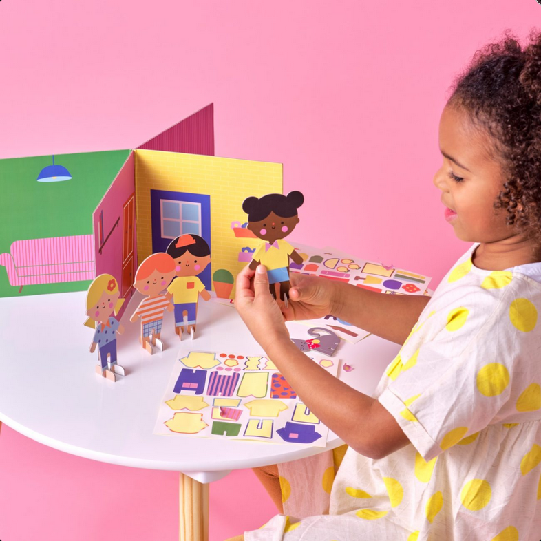 Fare, attaccare e giocare - A casa mia