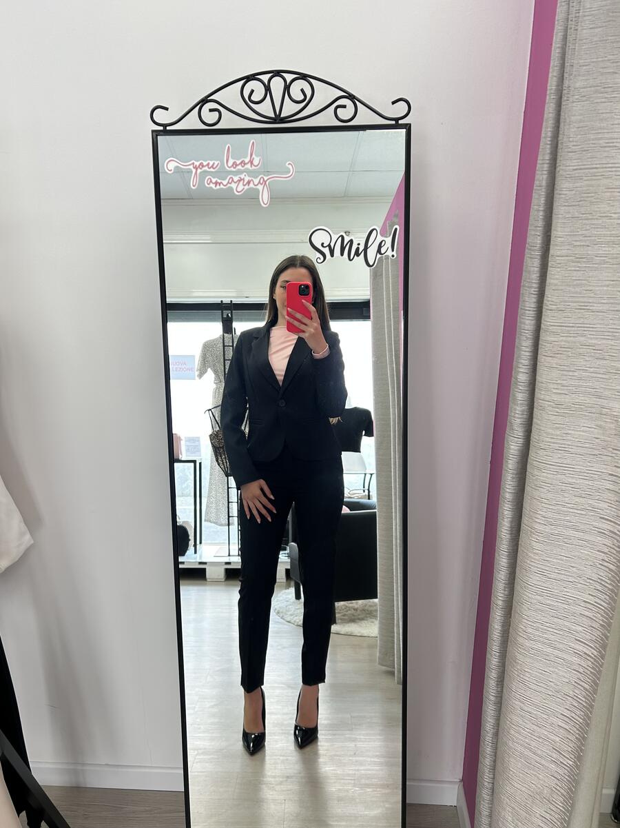 NOVITÀ Tailleur classic nero
