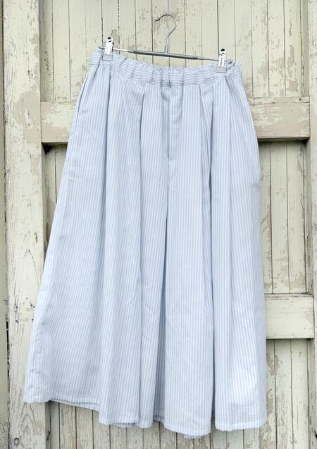 Gonna righe azzurre e grigie 
