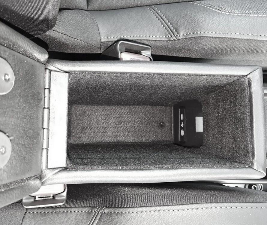 Adjustable in length PREMIUM armrest with storage for Renault 5