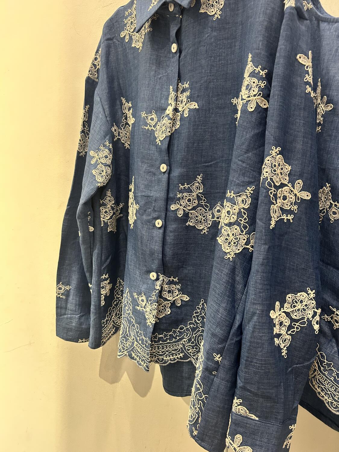 Camicie Denim ricamate