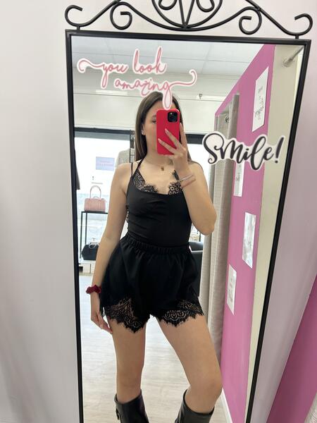 NOVITÀ Body con profilo in pizzo