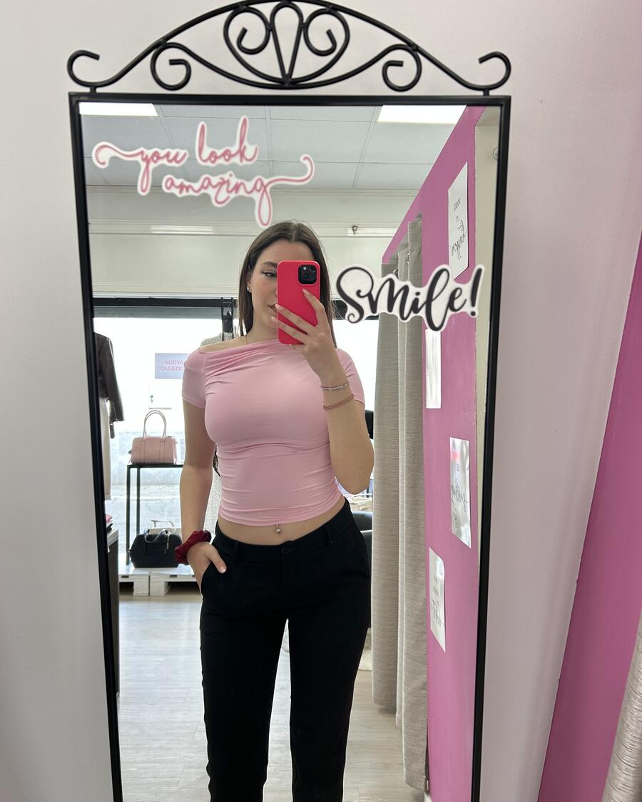 NOVITÀ T-shirt scollo asimmetrico