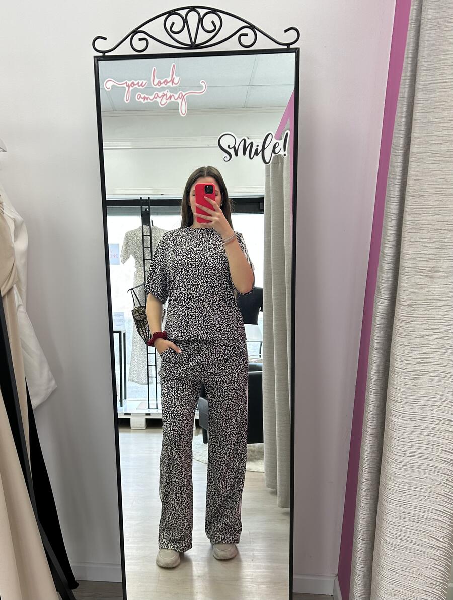 NOVITÀ Completo maculato t-shirt e panta palazzo