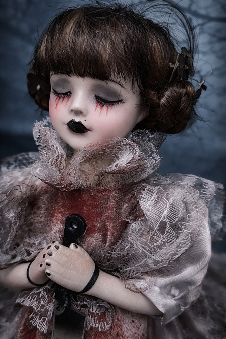 Sally Bambola Horror inquietante in porcellana 