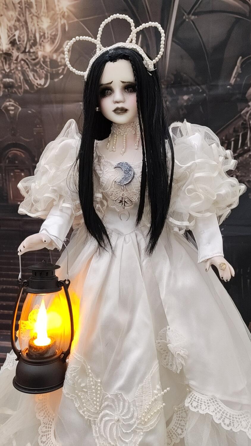 Esterina la Leggenda della Dama Bianca del Castello di Duino