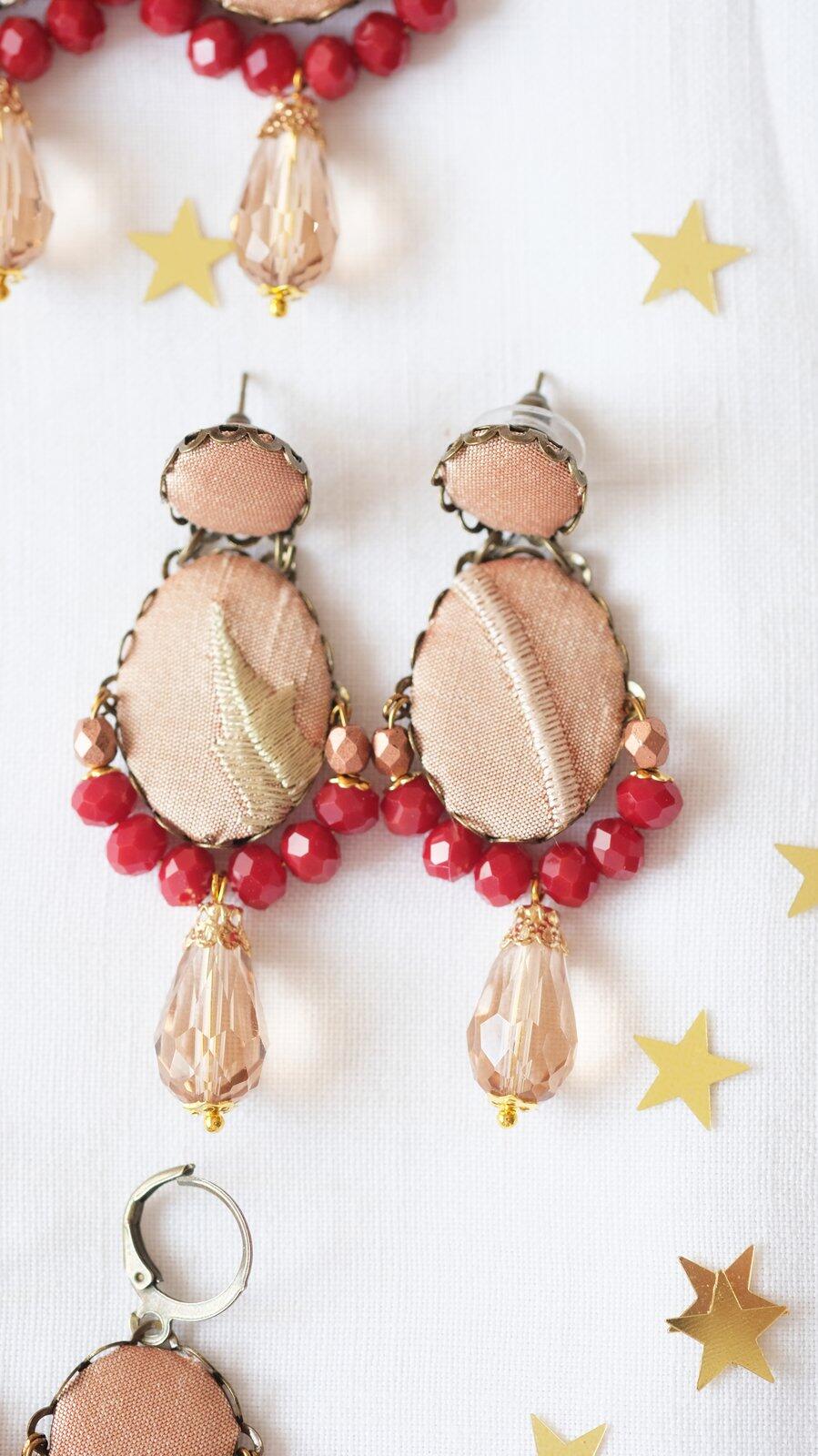 🍁 SETA RICAMATA 🍁- € 30,00 / 35,00