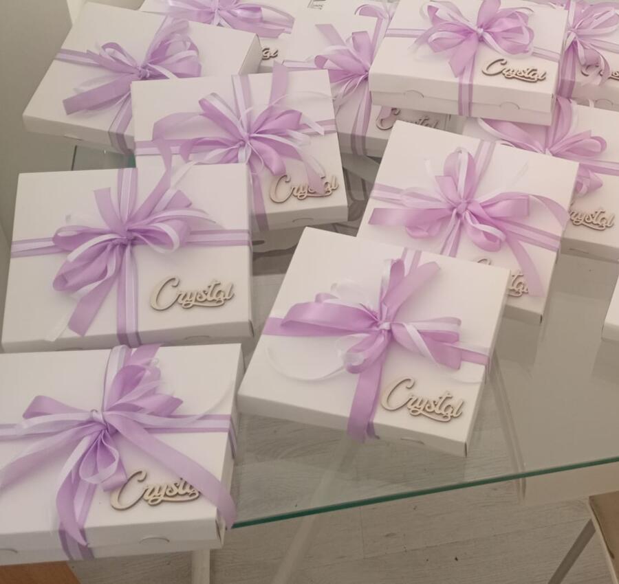 Nome personalizzato in legno per scatole, pacchi e bomboniere