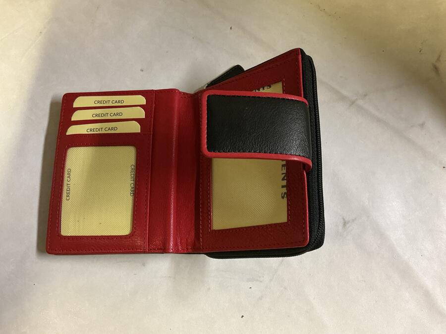 Portafoglio Gilu art 8840 nero/rosso