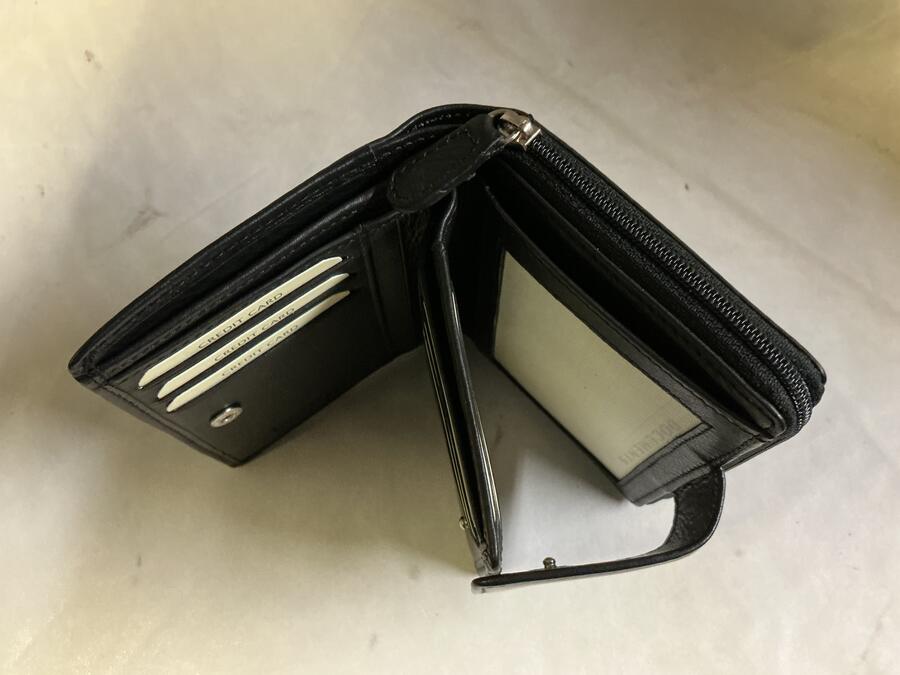 Portafoglio donna Gilu Nero 8840