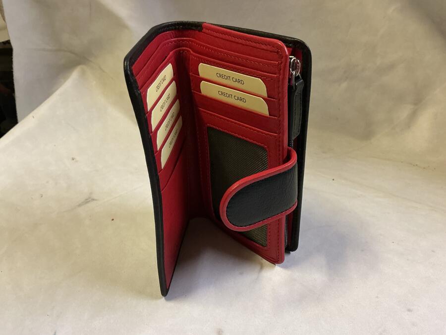 Portafoglio donna Gilu Nero/rosso 6048