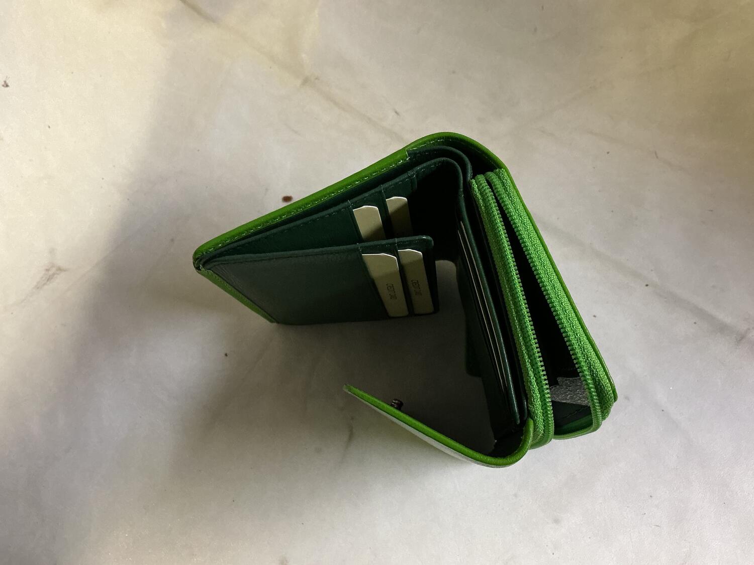 Portafoglio donna Gilu Lime/verde 8846