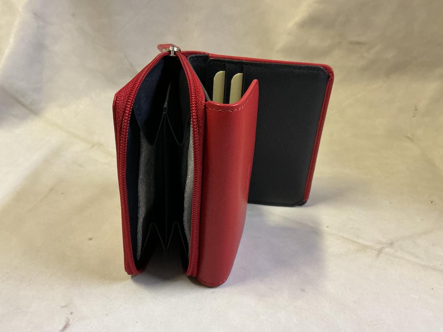 Portafoglio donna Gilu Rosso/blu 8846