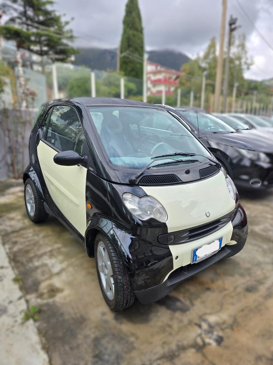 smart Fortwo 700 coupé 