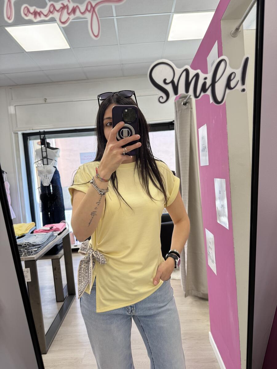 NOVITÀ T-shirt con foulard laterale