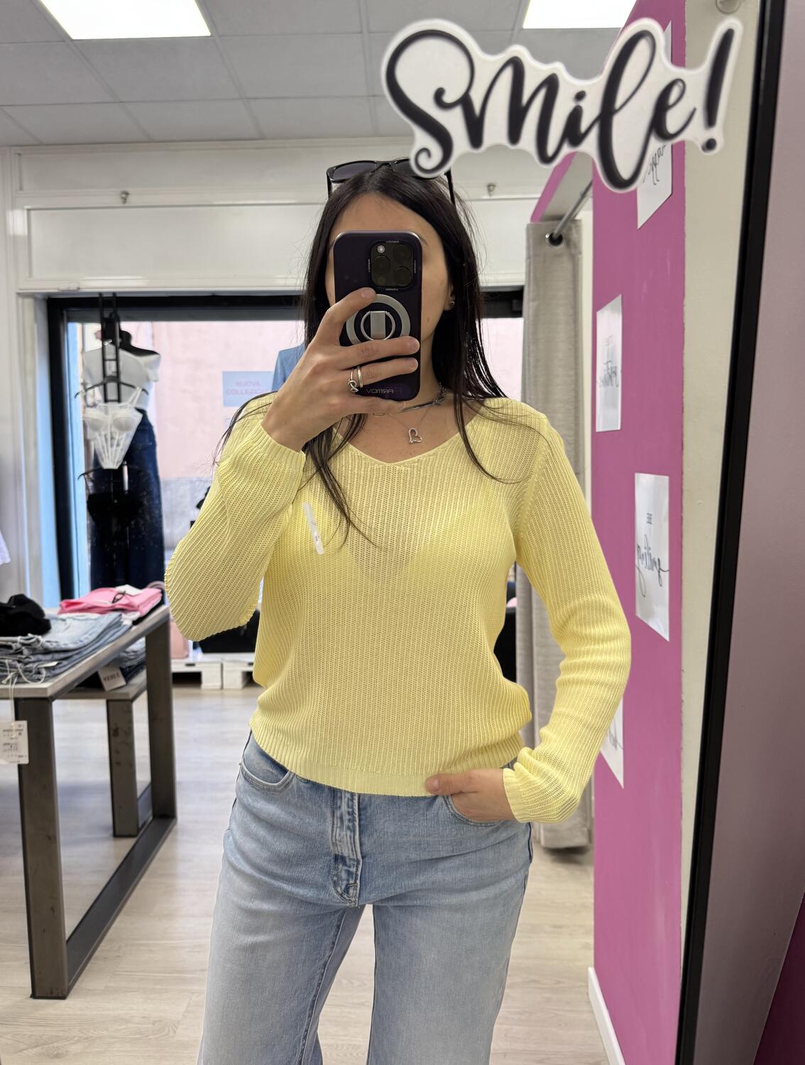 NOVITÀ Pull scollo a V in viscosa