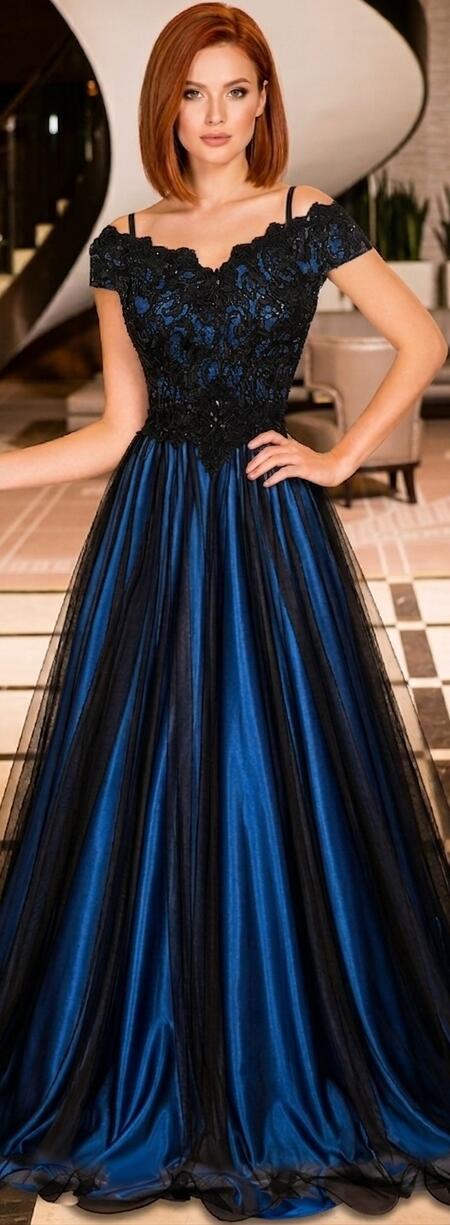 0603 LONG EMPIRE DRESS IN TULLE AND MACRAME 'LACE LINED IN BLUE SATIN