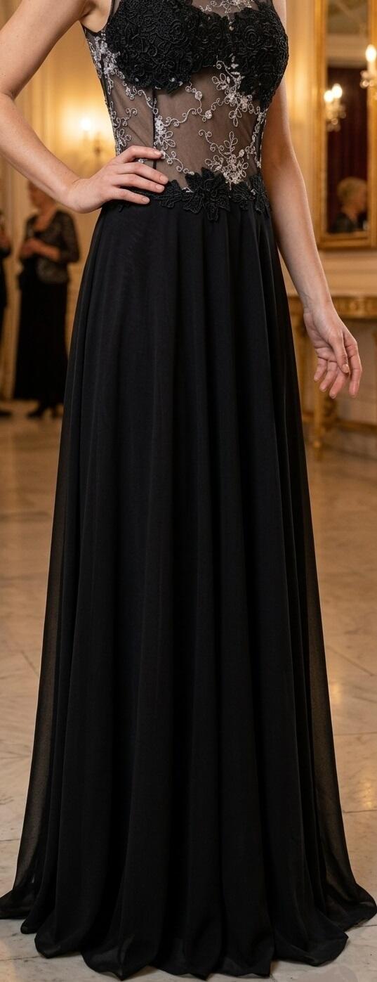 0194/02 ABITO DA GALA' IN CHIFFON NERO CON TULLE TRASPARENTE E MACRAME' ORO