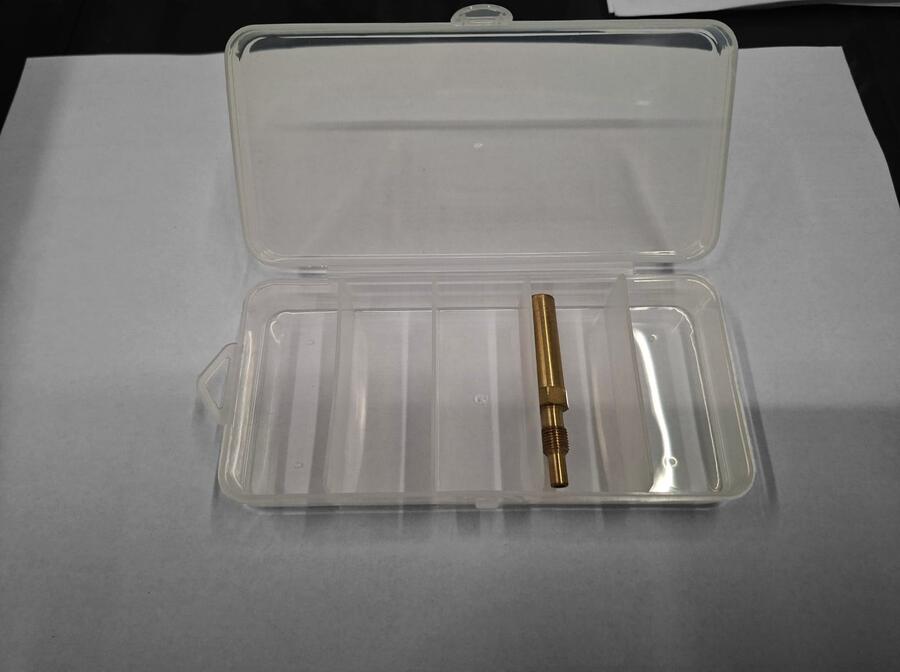 SCATOLA RICHIUDIBILE IN PLASTICA TRASPARENTE PORTA GETTI / POLVERIZZATORI / EMULSIONATORI / DADI / RANELLE