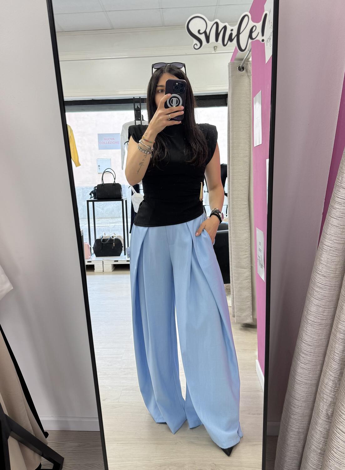 NOVITÀ Maglia asimmetrica dettaglio dorato