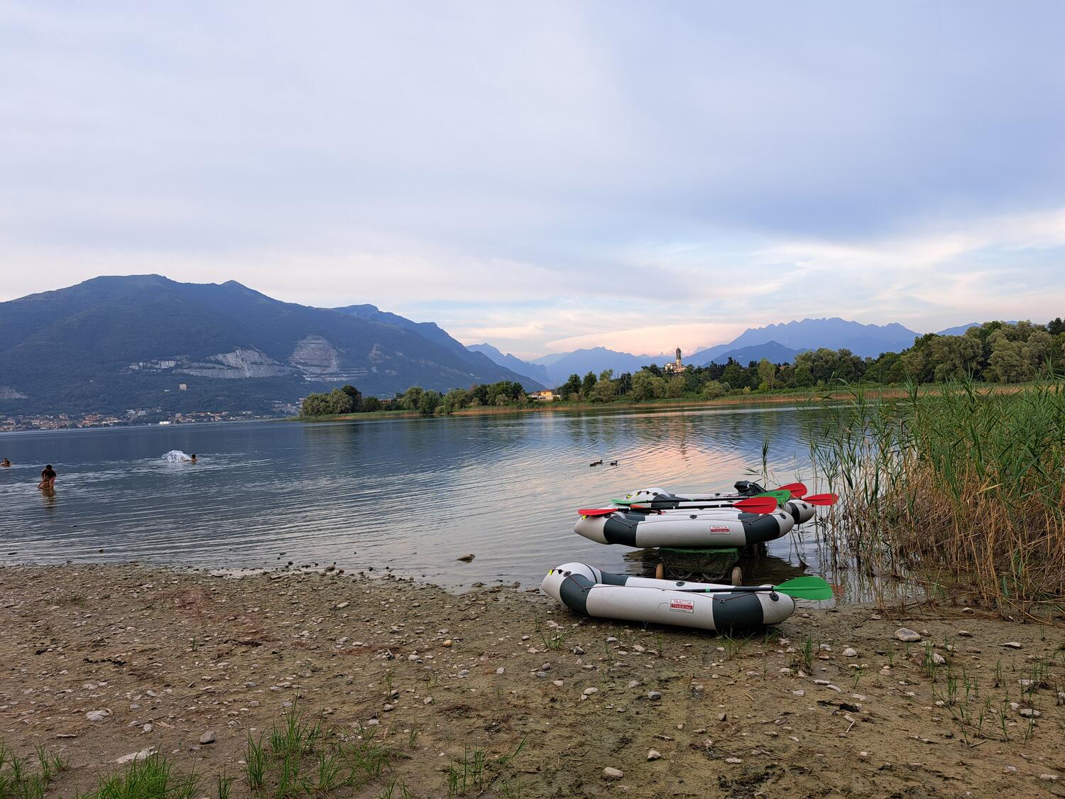 PACKRAFT E SUP al lago - su richiesta