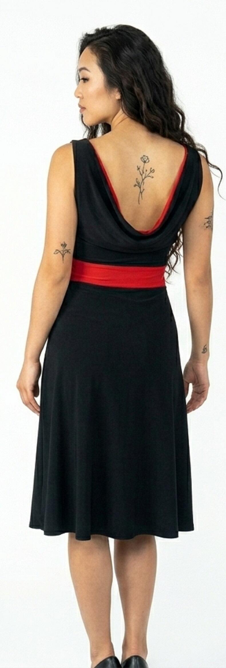 ABITO DA BALLO E DA TANGO ARGENTINO IN MAGLINA CON INSERTI ROSSI E SPACCO LATERALE 4-0106