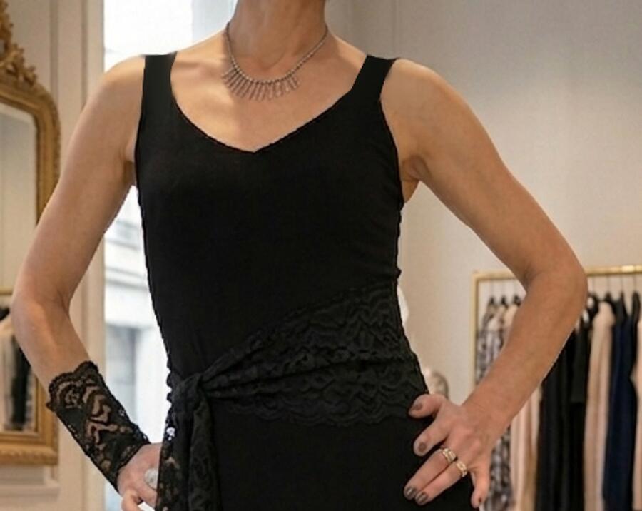 DANCE DRESS AND ARGENTINE TANGO IN BLACK SWEATER WITH SLIT AND SLEEVE 4-0157