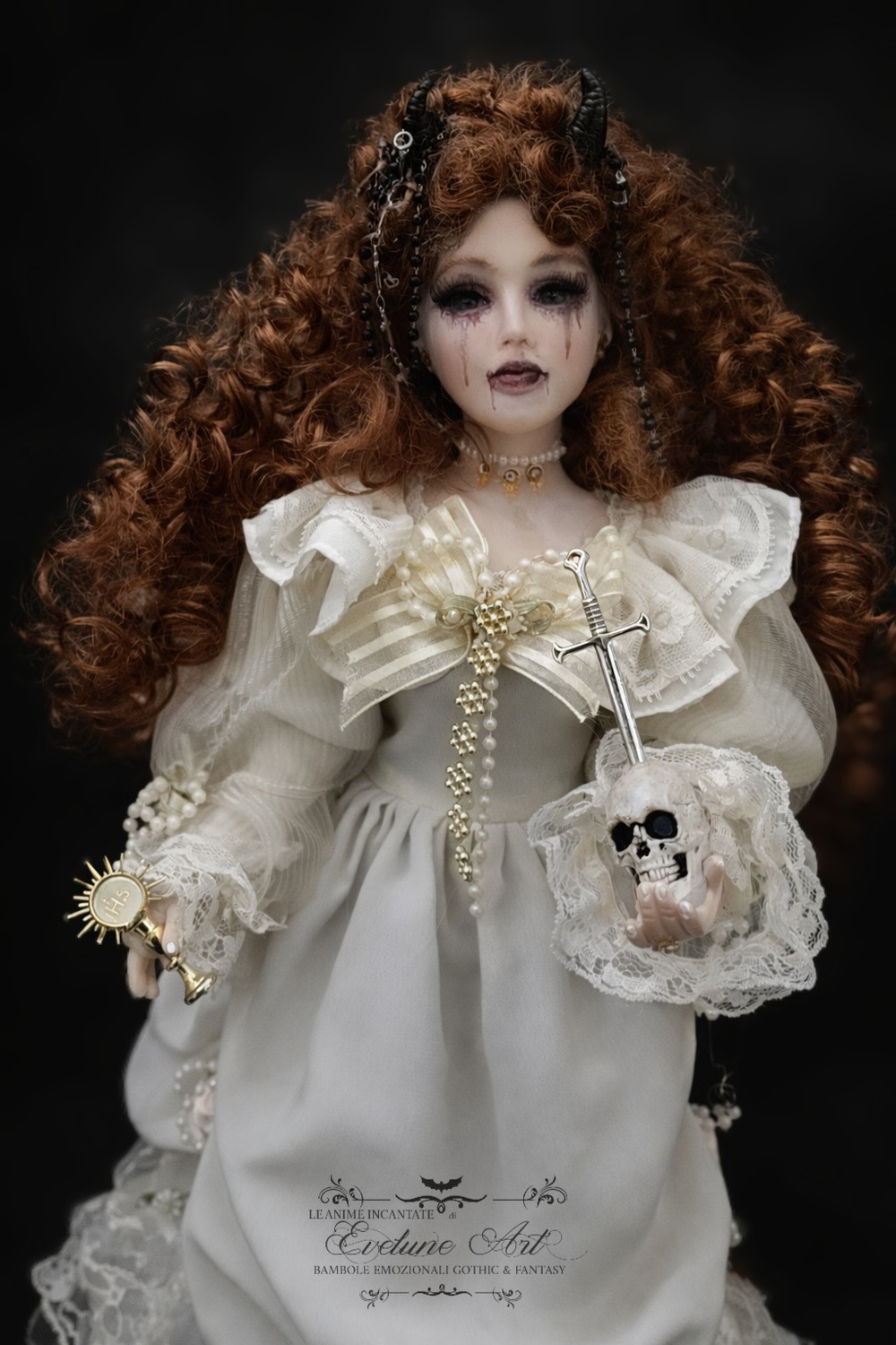 Siris - Madonna della Dualità  Bambola  Emozionale Narrativa