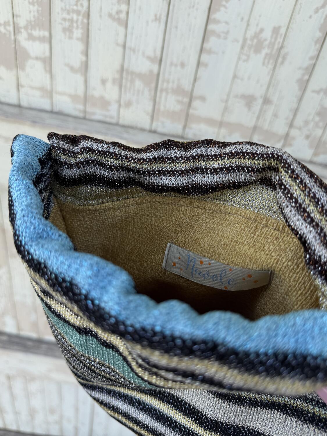 Secchiello righe irregolari 