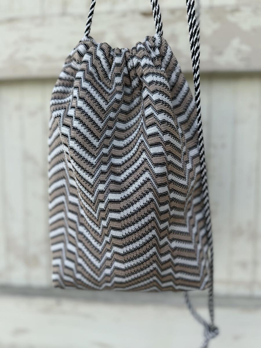 Secchiello bianco e beige 