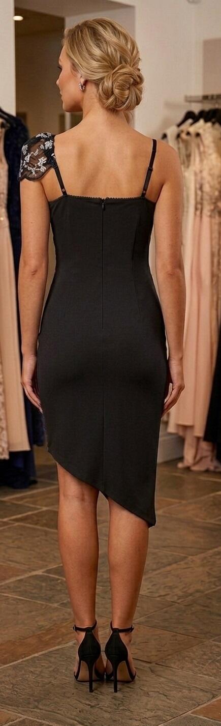 0684 TUBINO NERO IN CREPE CON MACRAME' ARGENTATO DESIGN ASIMMETRICO 