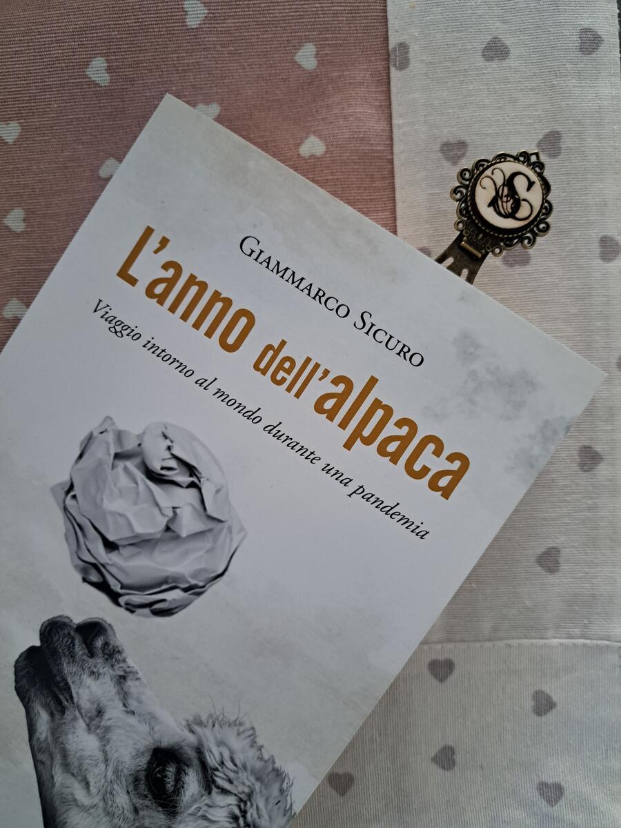 Segnalibro metallico personalizzabile con iniziale