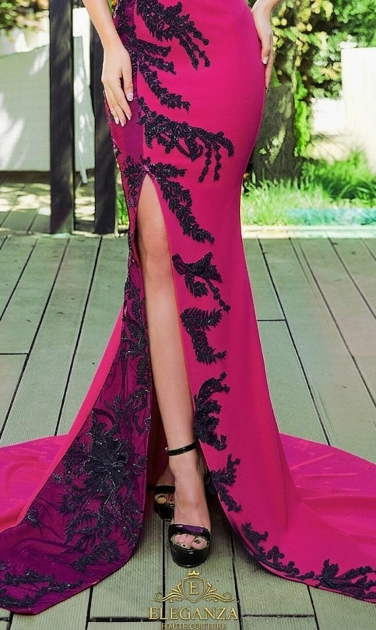 0706 LONG SIREN DRESS IN ELASTIC CREPE FABRIC WITH TULLE AND MACRAME 'SIDE