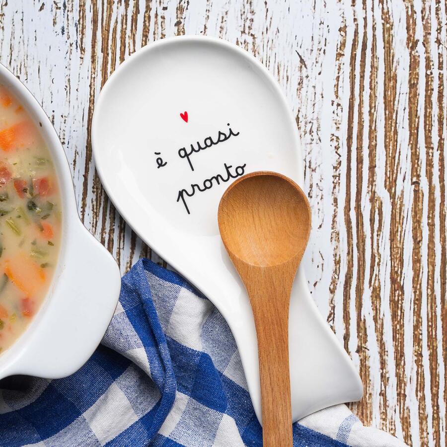 Simply Day - Poggiamestoli in Gres "È quasi pronto" | Design Italiano